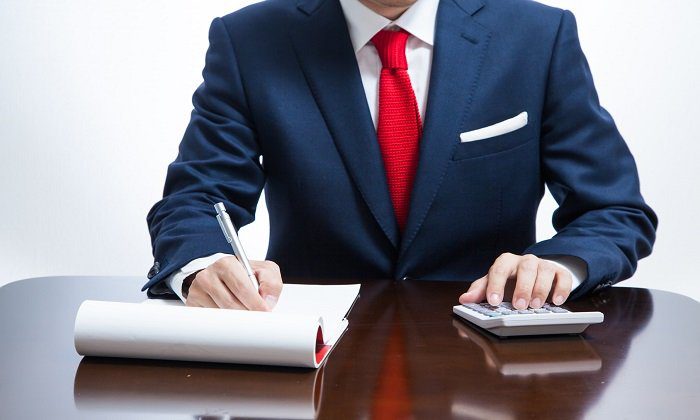 suit at desk